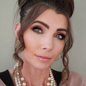 Meet your Posher, Jenn!